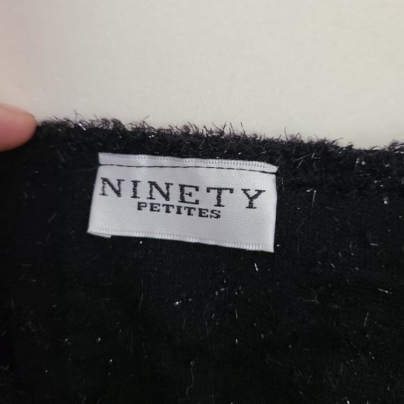 3/$20- Ninety petites sleeveless black sparkly top - Picture 5 of 5